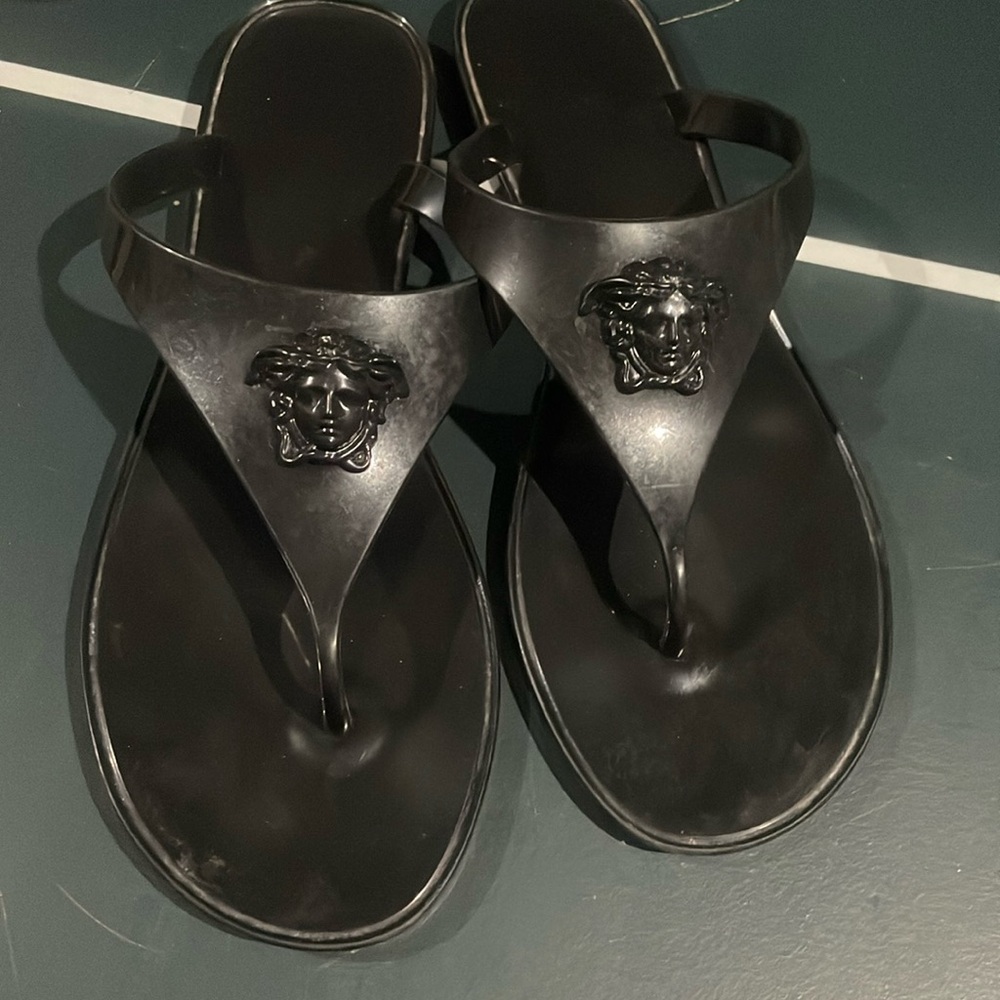 VERSACE MEDSUA HEAD SANDALS